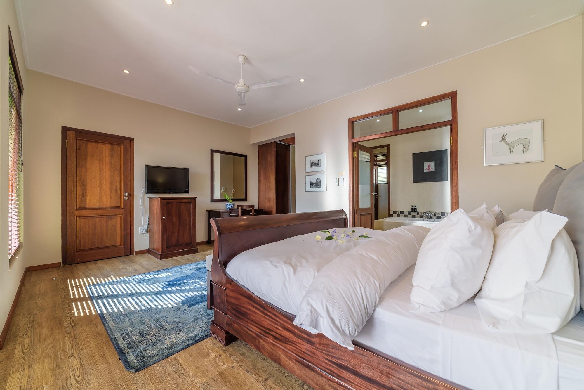 Casterbridge Hollow Boutique Hotel White River Bagian luar foto