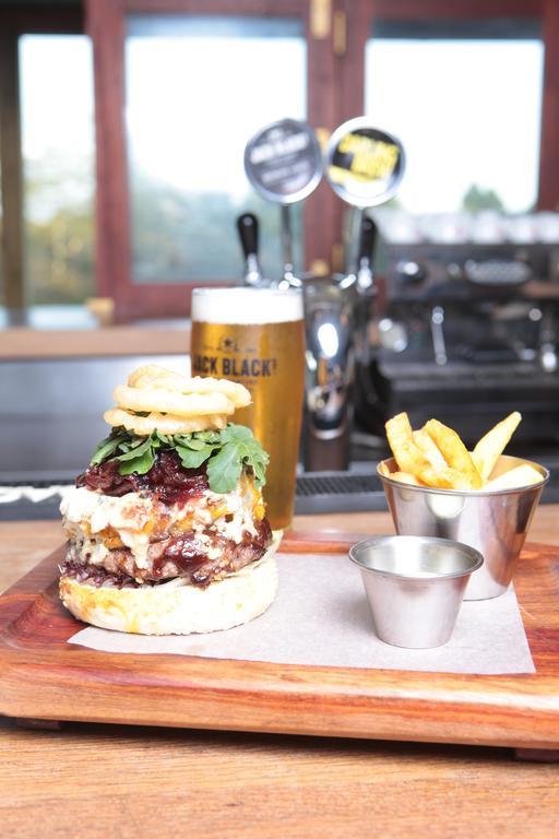 Casterbridge Hollow Boutique Hotel White River Bagian luar foto
