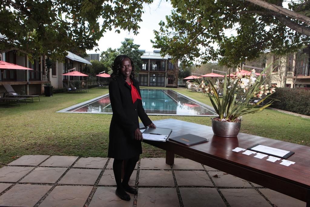 Casterbridge Hollow Boutique Hotel White River Bagian luar foto